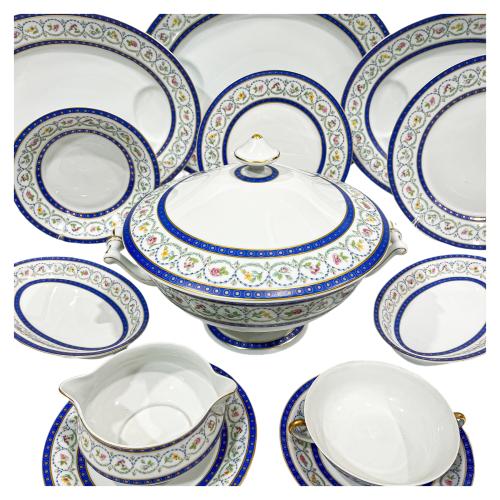VAJILLA EN PORCELANA DE LIMOGES PARA 12 SERVICIOS