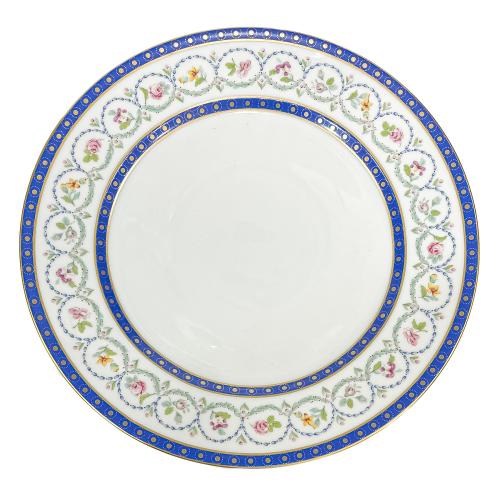 VAJILLA EN PORCELANA DE LIMOGES PARA 12 SERVICIOS
