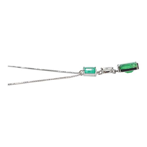 COLGANTE CON ESMERALDAS Y DIAMANTES