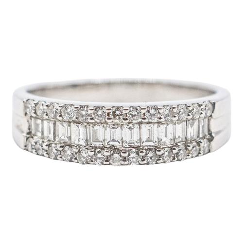 ANILLO CON DIAMANTES