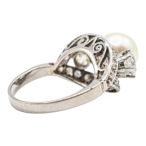 SORTIJA CON PERLA Y DIAMANTES, DE LOS AÑOS 50