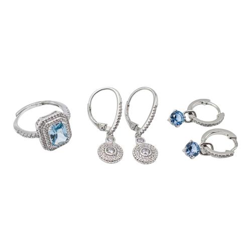 ANILLO Y DOS PARES DE PENDIENTES