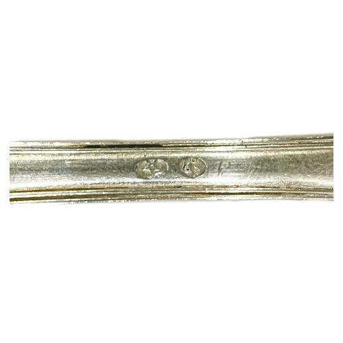 CUBERTERÍA EN PLATA PARA 12 SERVICIOS
