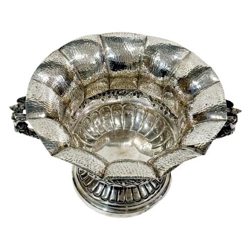 CENTRO DE MESA EN PLATA DE MEDIADOS DEL S.XX