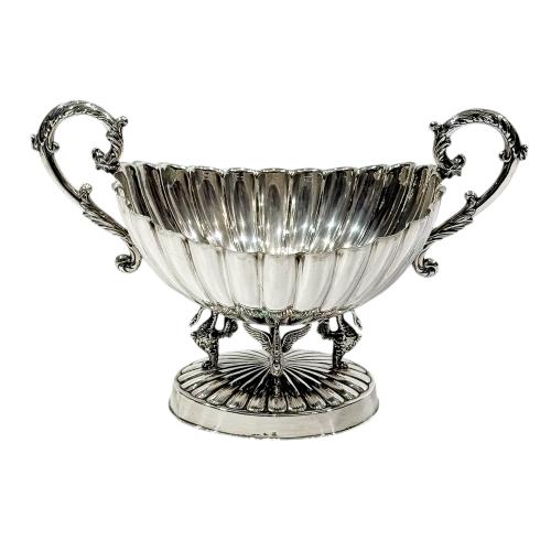 CENTRO DE MESA EN PLATA DE MEDIADOS DEL S.XX