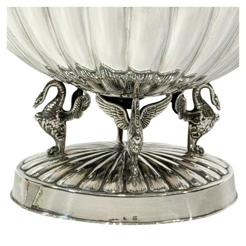 CENTRO DE MESA EN PLATA DE MEDIADOS DEL S.XX