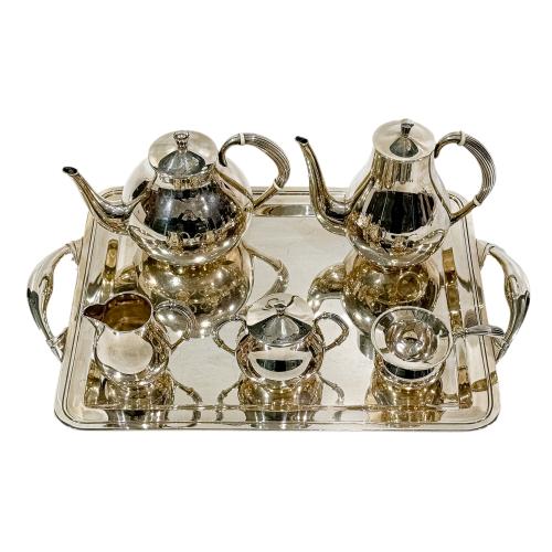 JUEGO DE CAFÉ DE PLATA  DE MEDIADOS DE SIGLO XX