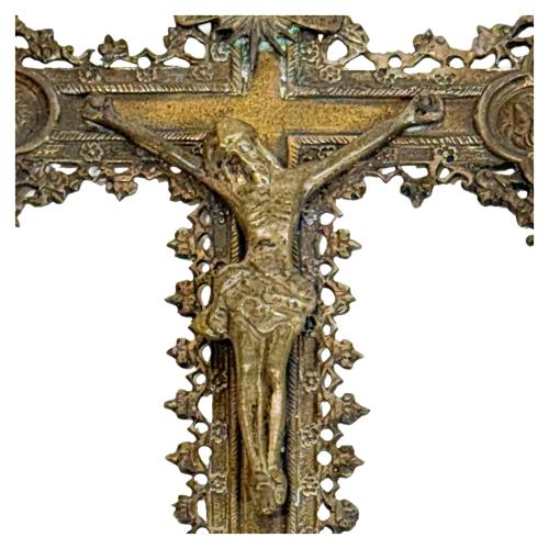 CRUCIFIJO COLGANTE DE MEDIADOS DEL S.XX