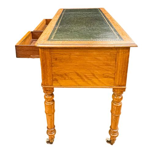 MESA ESCRITORIO VICTORIANA DE LA SEGUNDA MITAD DE S. XIX
