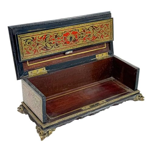 CAJA FRANCESA DE FINALES DEL S.XIX