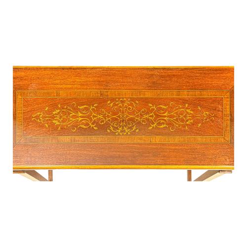 MESA AUXILIAR CON MARQUETERÍA DE LOS AÑOS 40