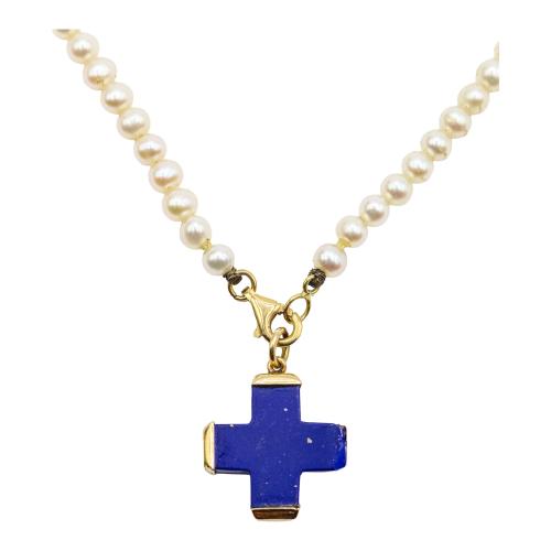 COLLAR DE PERLAS CON CRUZ COLGANTE DE LAPISLÁZULI