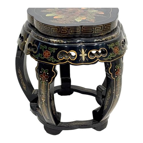 TABURETE ORIENTAL DEL ÚLTIMO TERCIO DE SIGLO XX
