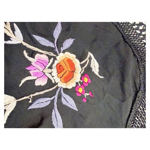 MANTÓN DE MANILA DE LA PRIMERA MITAD DE S. XX