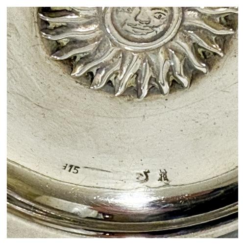 CONJUNTO DE PIEZAS EN PLATA DE MEDIADOS DEL S.XX