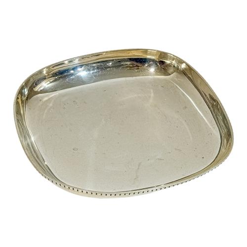 CENTRO DE MESA EN PLATA DE LOS AÑOS  60