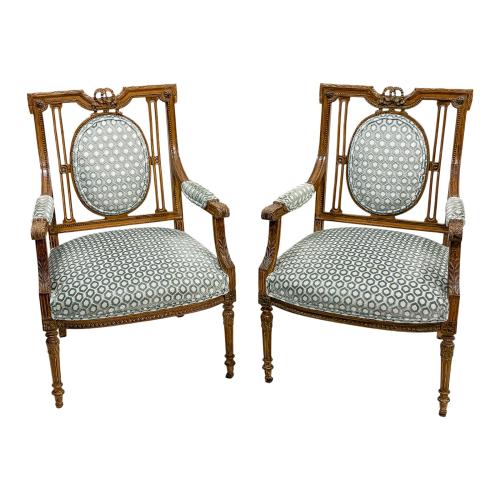 PAREJA DE BUTACAS ESTILO LUIS XVI DE PPS. DEL S.XX