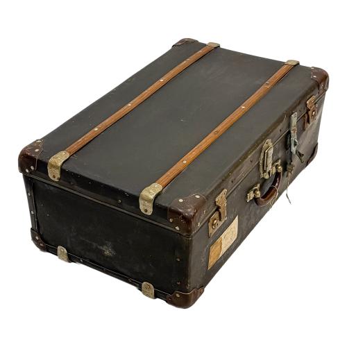 MALETA DE VIAJE DEL PRIMER TERCIO DE S. XX