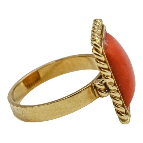 SORTIJA CON CORAL DE SERRAHIMA, AÑOS 60-70