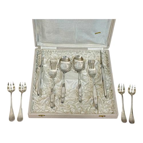 CONJUNTO DE CUBIERTOS EN PLATA 