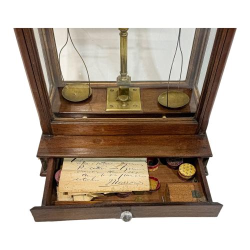 BALANZAS DE PRECISIÓN DEL PRIMER TERCIO DEL S.XX