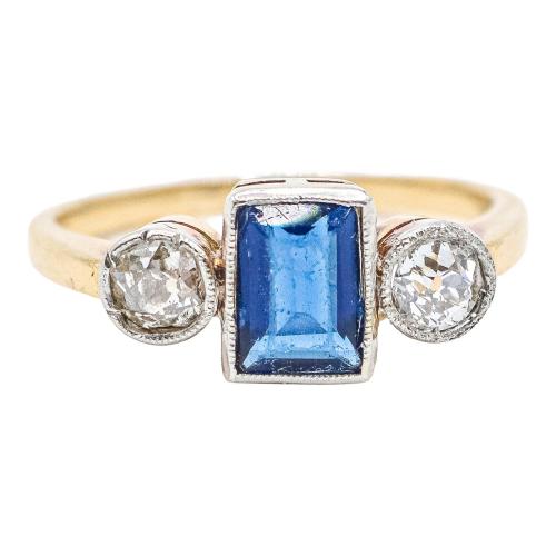 ANILLO CON DIAMANTES