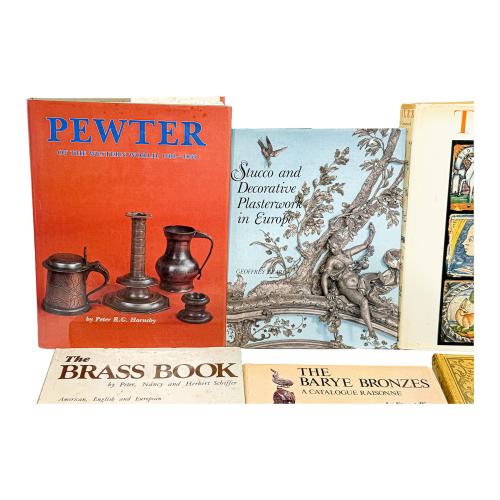LOTE DE 7 LIBROS DE ARTES DECORATIVAS