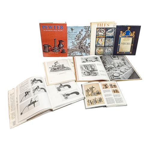 LOTE DE 7 LIBROS DE ARTES DECORATIVAS