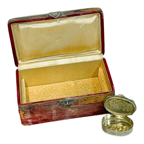CAJA JOYERO Y PEQUEÑO PASTILLERO EN PLATA PRIMER TERCIO S.XX