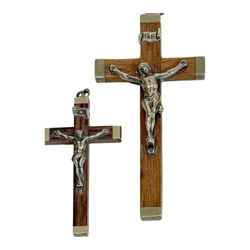 TRES CRUCIFIJOS EN PLATA DEL PRIMER TERCIO DEL S.XX