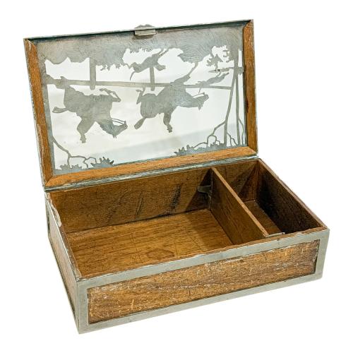 CAJA PURERA DE MEDIADOS DEL S.XX