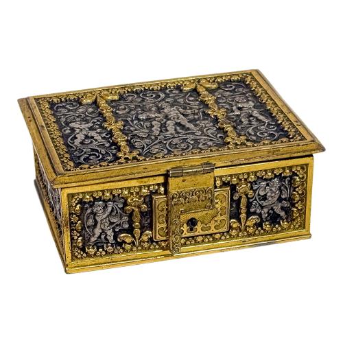 CAJA RENACENTISTA ALEMANA DE PPS. DEL S.XX