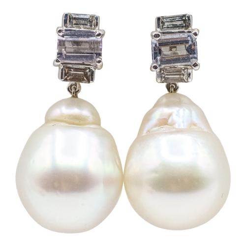 PENDIENTES CON PERLAS AUSTRALIANAS Y DIAMANTES
