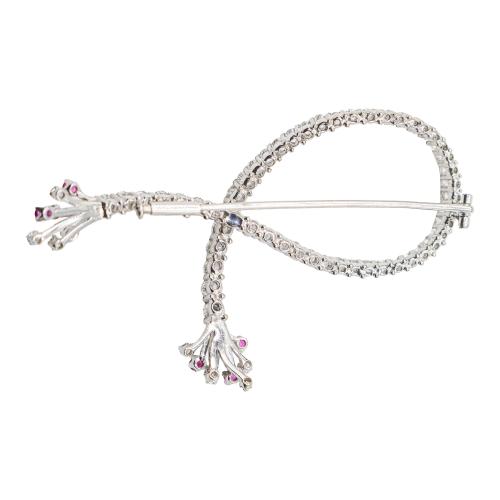 BROCHE LAZO CON BRILLANTES Y RUBÍES