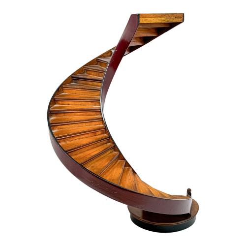 ESCALERA DE CARACOL EN MINIATURA S.XX