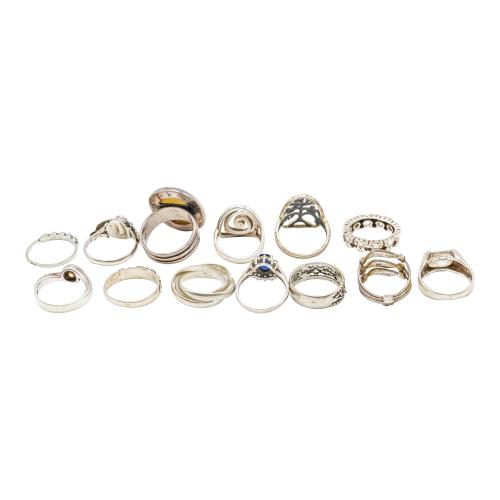 COLECCIÓN DE 13 ANILLOS DE PLATA