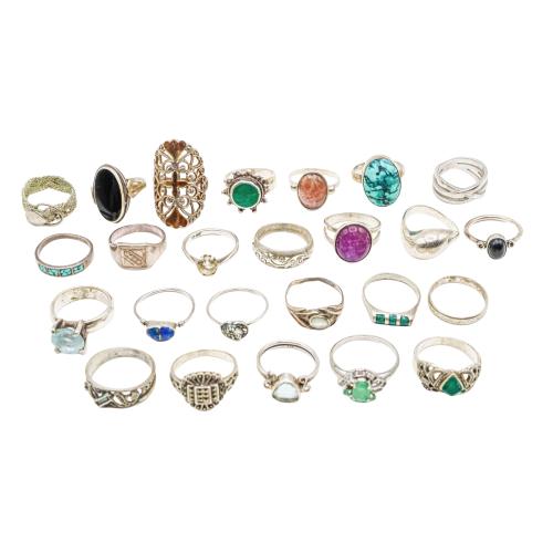 COLECCIÓN DE 25 ANILLOS DE PLATA