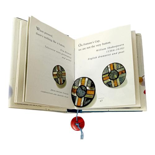 DOS ESTUCHES DE BOTONES DE COLECCIÓN, S.XIX-XX