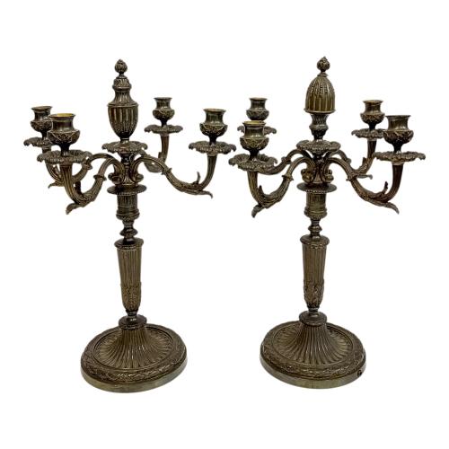 PAREJA DE CANDELABROS DEL PRIMER CUARTO DEL S.XX