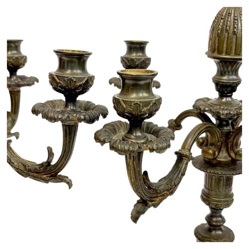 PAREJA DE CANDELABROS DEL PRIMER CUARTO DEL S.XX