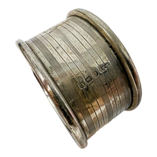 CINCO ARGOLLAS DE PLATA DE MEDIADOS S. XX 