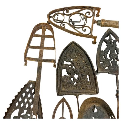 COLECCIÓN DE SOPORTES PARA PLANCHA, DEL S.XIX-XX