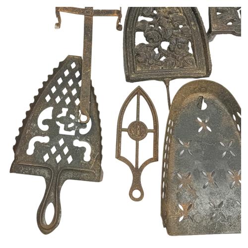 COLECCIÓN DE SOPORTES PARA PLANCHA, DEL S.XIX-XX