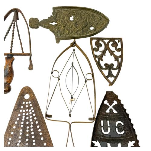 COLECCIÓN DE SOPORTES PARA PLANCHA, DEL S.XIX-XX