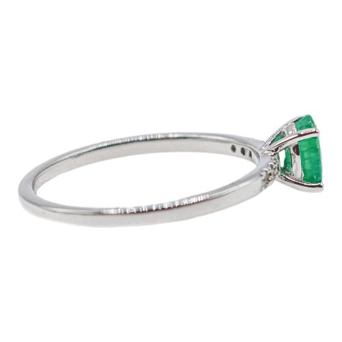 ANILLO CON ESMERALDA Y BRILLANTES