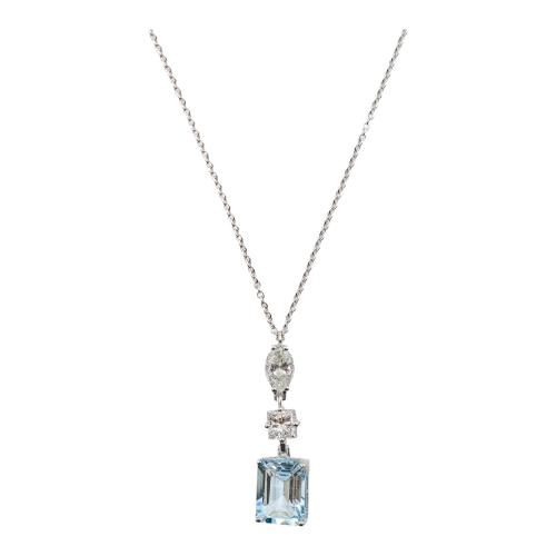 COLGANTE CON AGUAMARINA Y DIAMANTES
