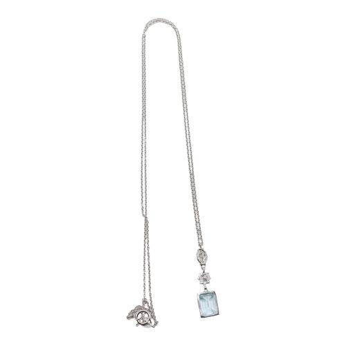 COLGANTE CON AGUAMARINA Y DIAMANTES