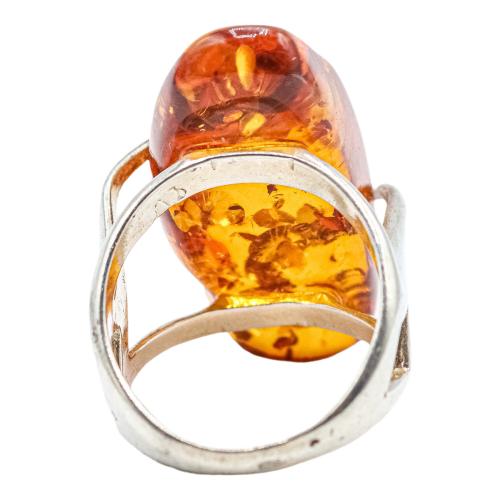 ANILLO CON ÁMBAR