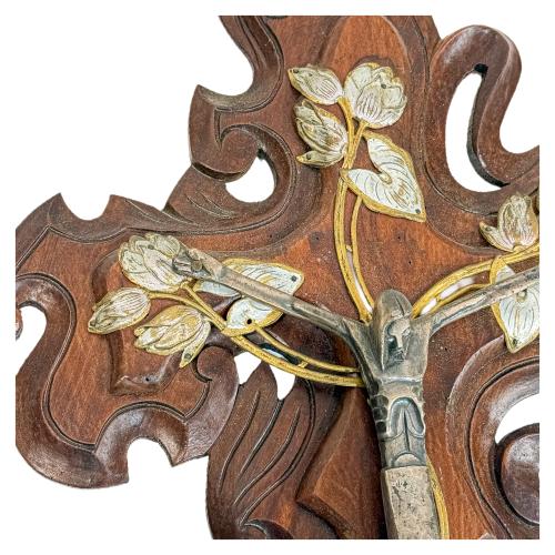 CRUCIFIJO MODERNISTA DE PRINCIPIOS DE S. XX