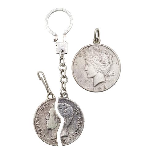 MONEDA Y LLAVERO DE PLATA